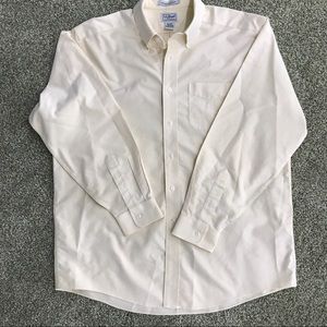 EUC L.L. Bean Yellow Wrinkle Resistant Button Down